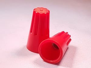 10-18 WGA TWIST ON WIRE CONNECTORS/NUTS -RED -TLR
